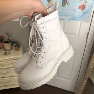 Steve Madden Tornado boot